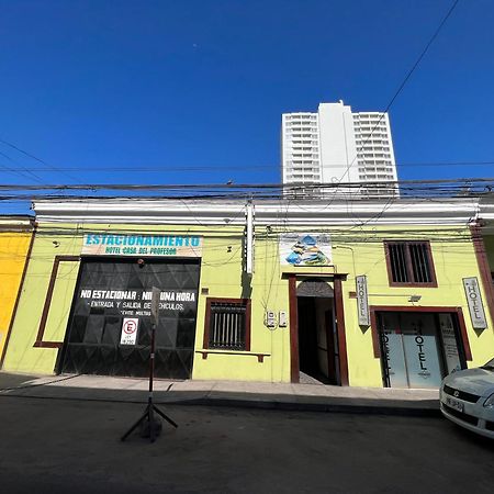 Hotel Casa Del Profesor Iquique Esterno foto